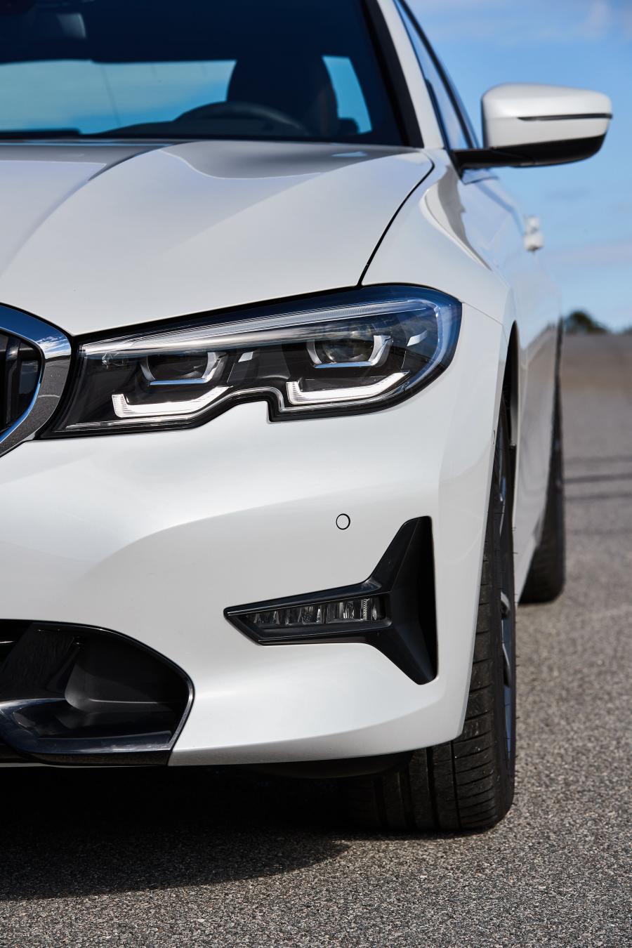 Детали интерьера BMW 320d Sport Line (G20) 2019 года  (WW) (фото 176 из 311)